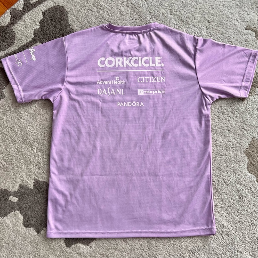 RunDisney Princess 10K 2022 Adult Medium Crewneck Race Shirt - Picture 2 of 4